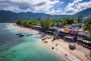 Sairee Beach